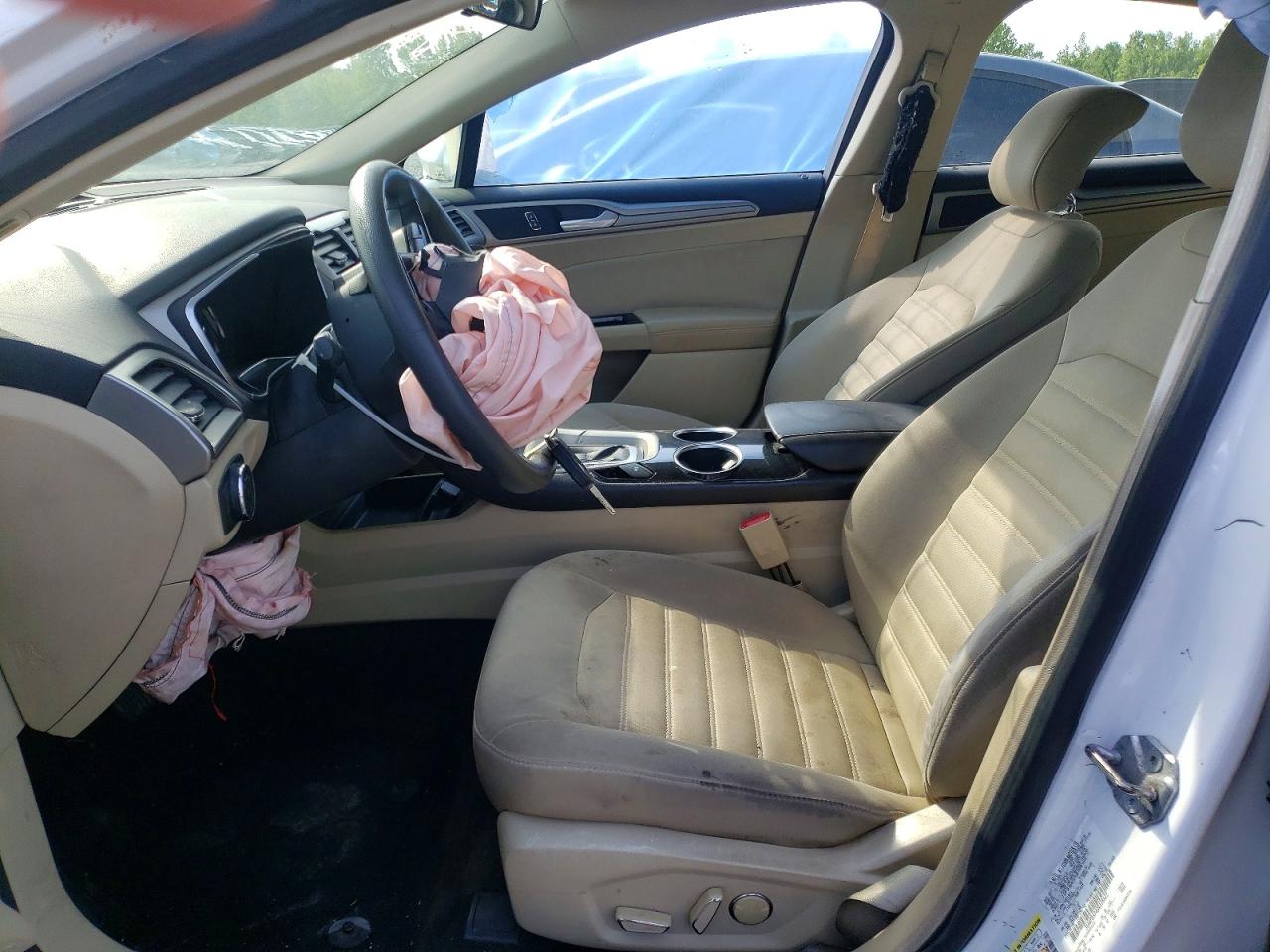 2013 FORD FUSION SE photo 19