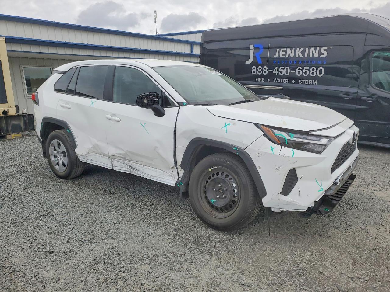 2025 TOYOTA RAV 4 photo 7