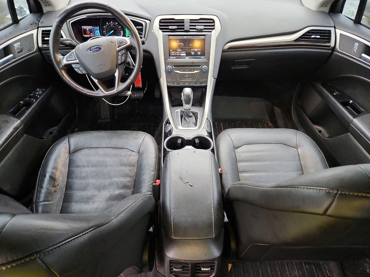 2015 FORD FUSION SE photo 22