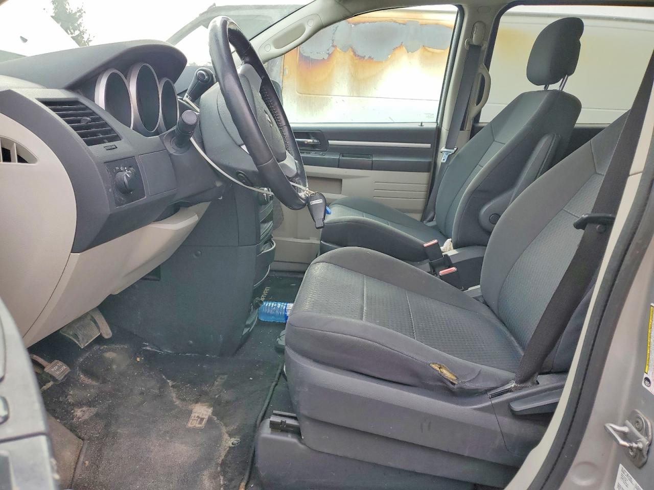 2010 DODGE GRAND CARAVAN SE photo 7