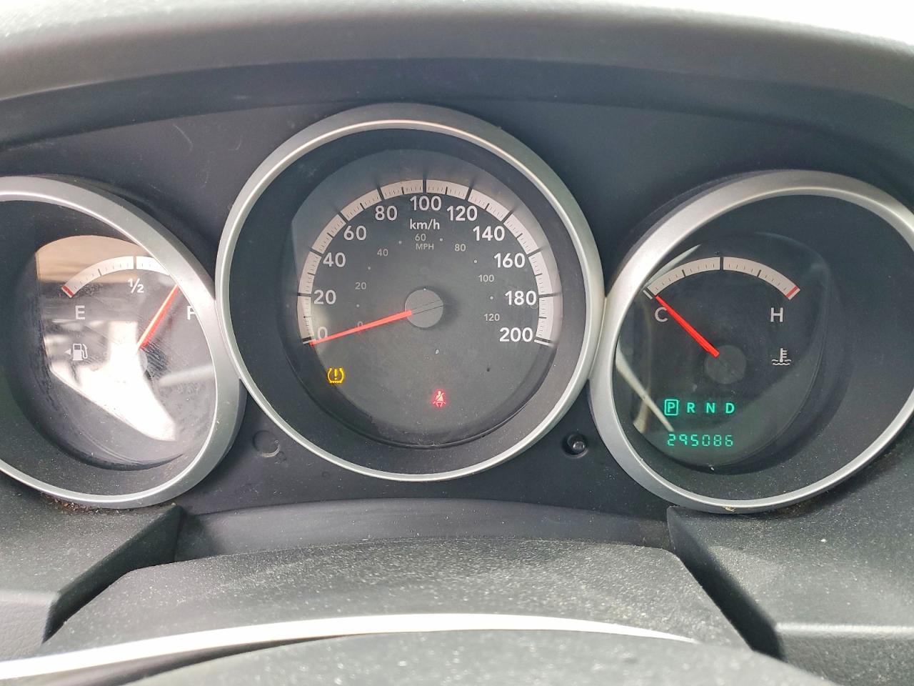 2010 DODGE GRAND CARAVAN SE photo 9