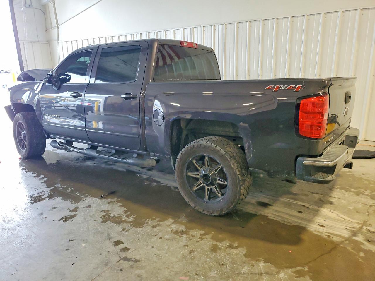 2016 CHEVROLET SILVERADO K1500 LT photo 2