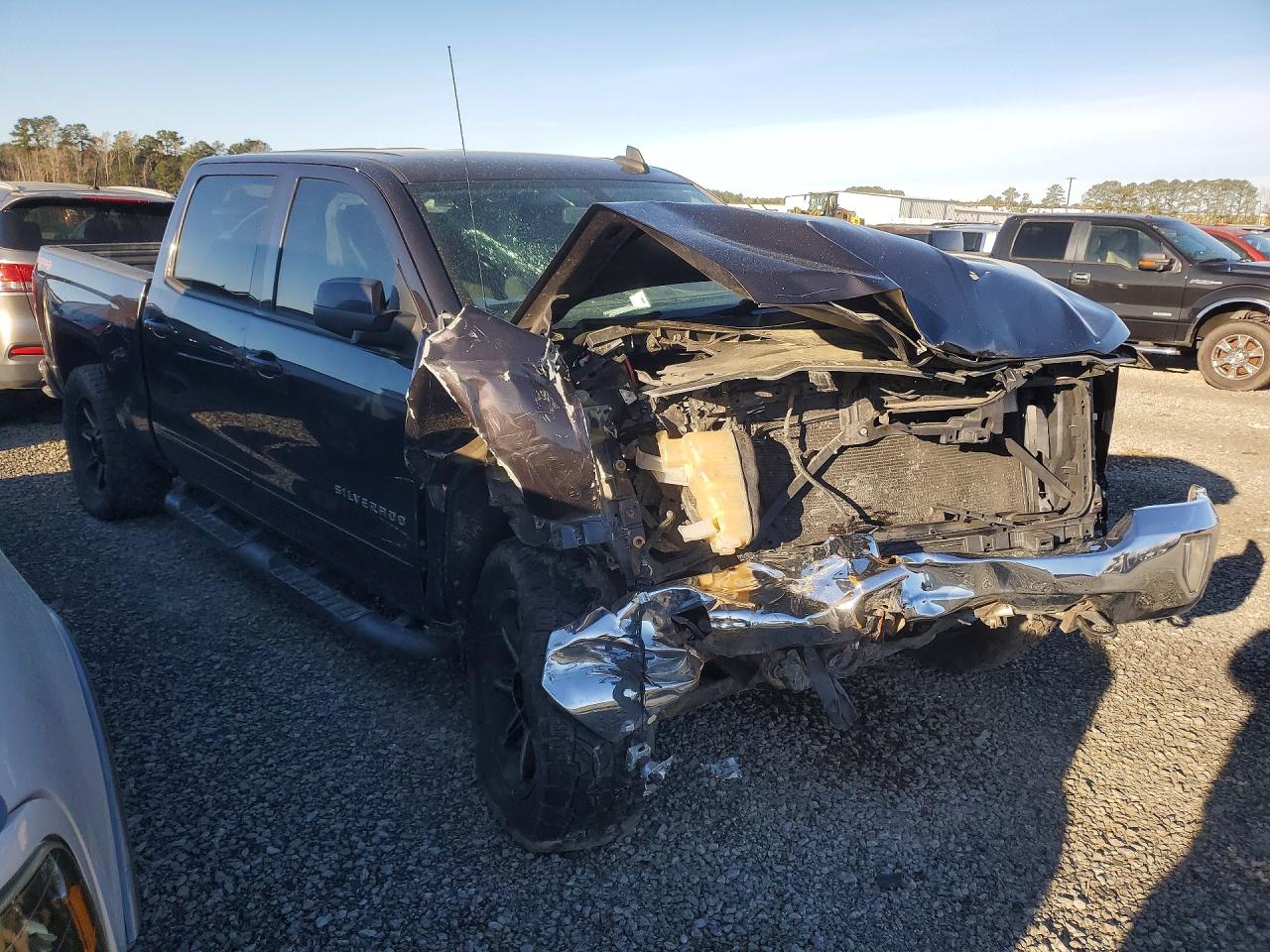 2016 CHEVROLET SILVERADO K1500 LT photo 4