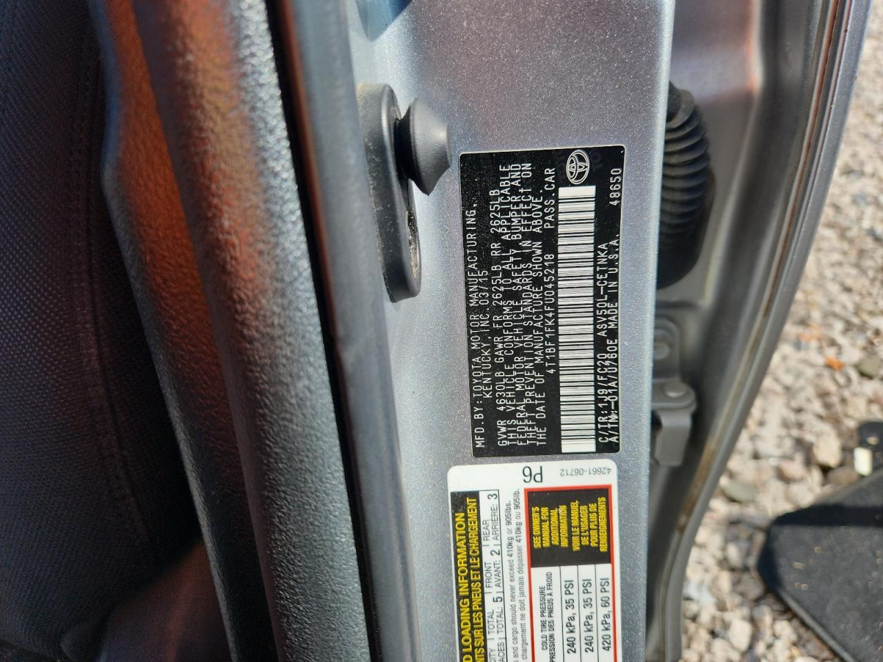 2015 TOYOTA CAMRY LE photo 23