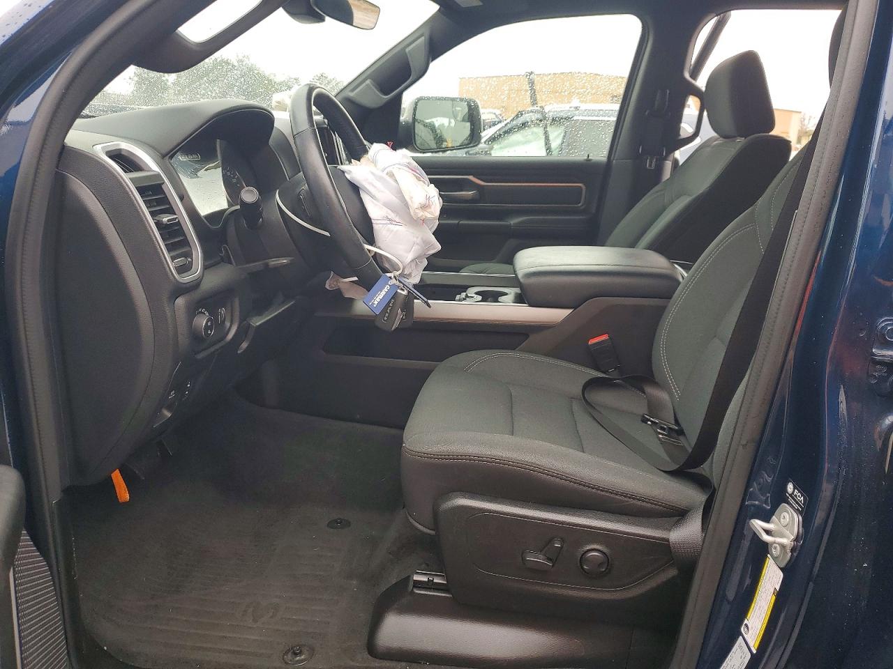 2023 RAM 1500 BIG HORN photo 19