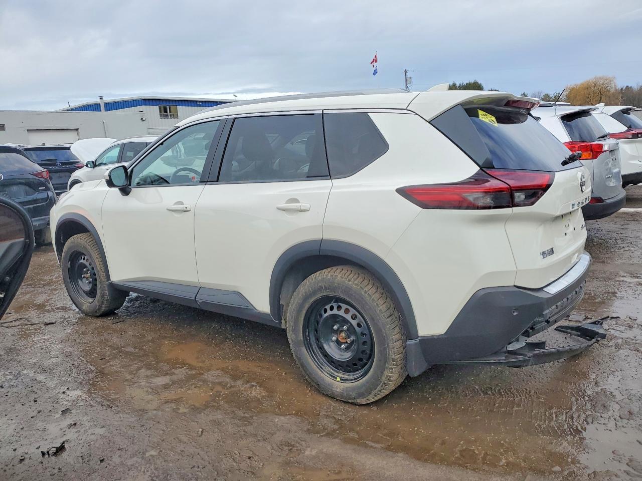 2023 NISSAN ROGUE SV photo 4