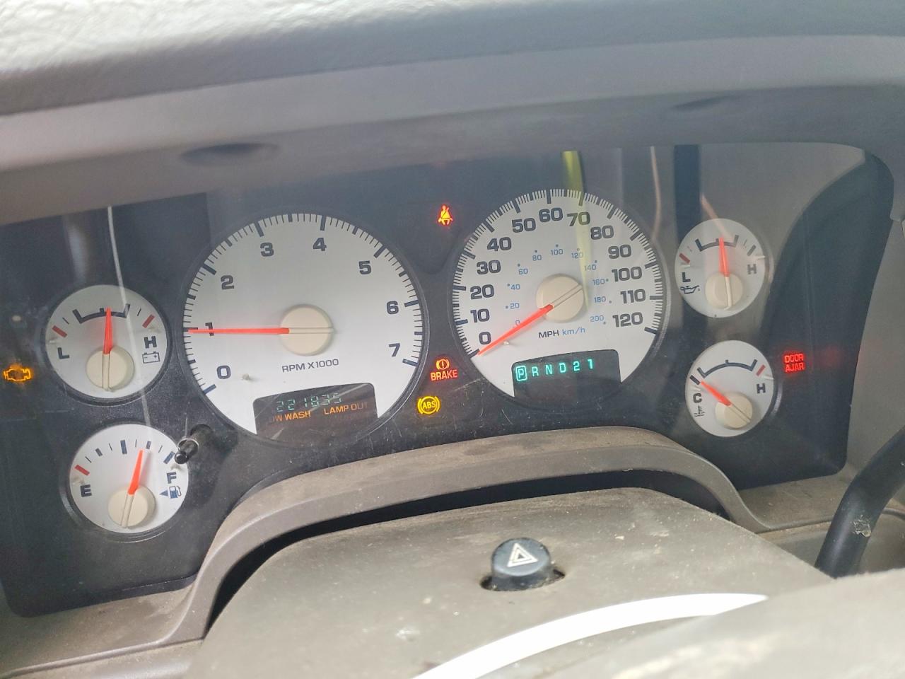 2004 DODGE RAM 1500 ST photo 9