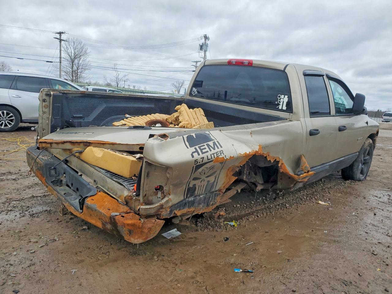 2004 DODGE RAM 1500 ST photo 3