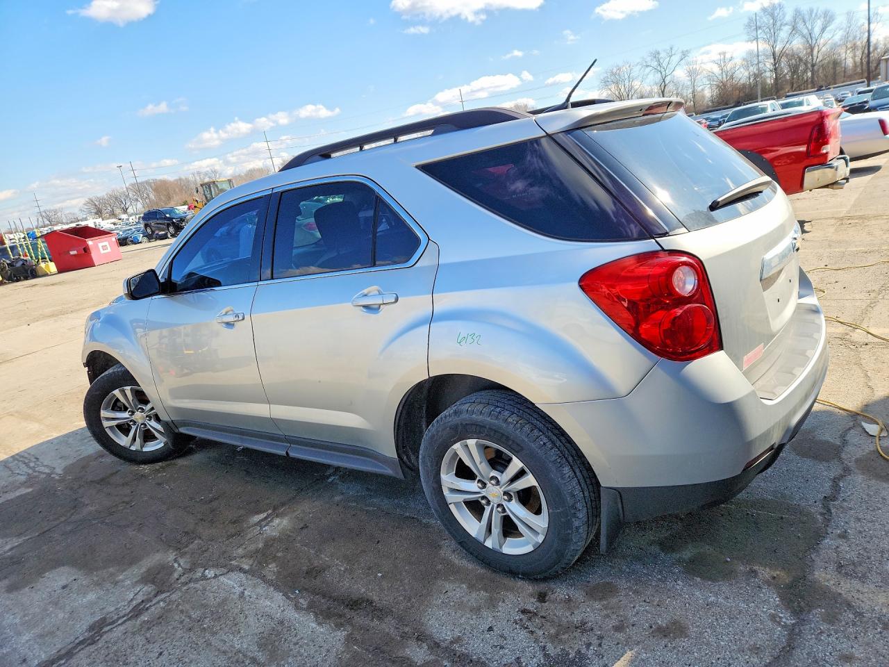 2014 CHEVROLET EQUINOX LT photo 2