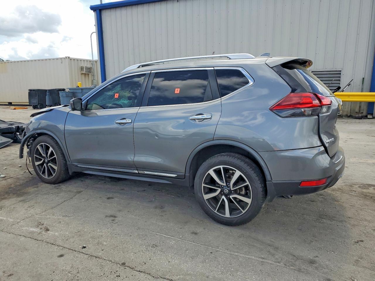 2018 NISSAN ROGUE SL photo 3