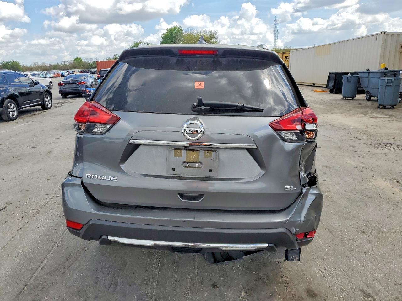 2018 NISSAN ROGUE SL photo 11