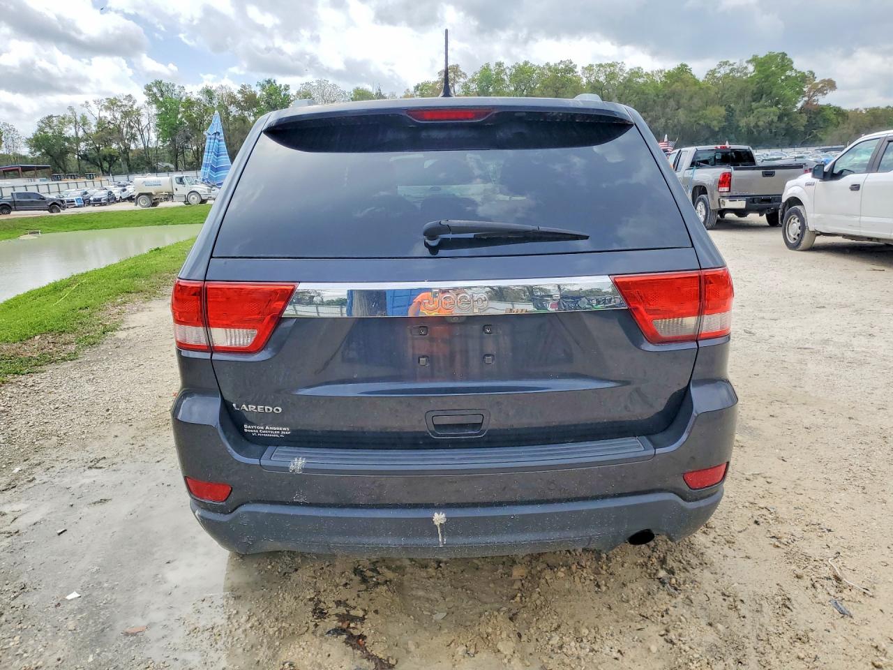 2012 JEEP GRAND CHEROKEE LAREDO photo 16
