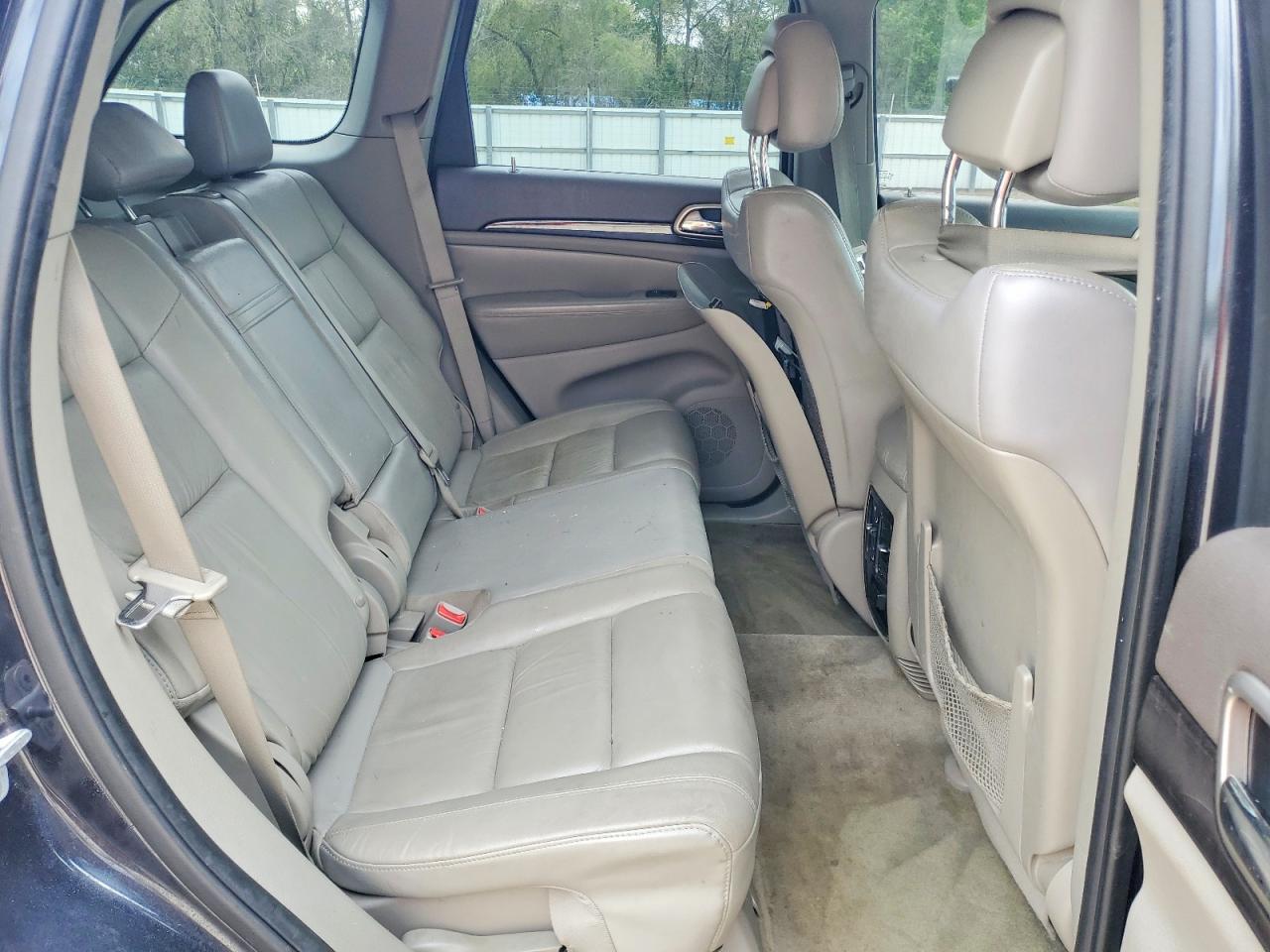 2012 JEEP GRAND CHEROKEE LAREDO photo 31