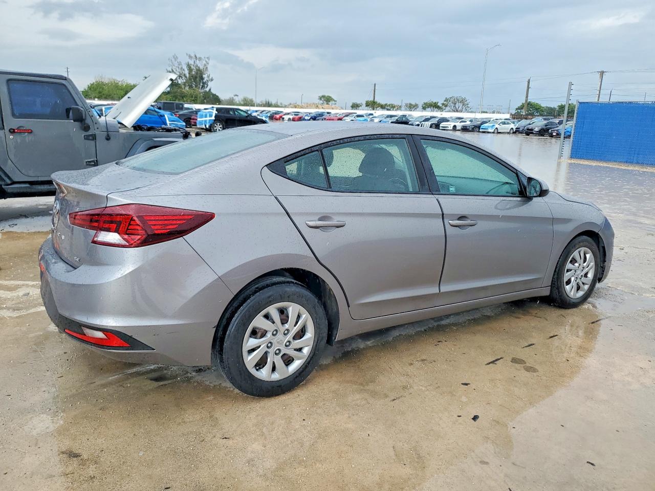 2020 HYUNDAI ELANTRA photo 3