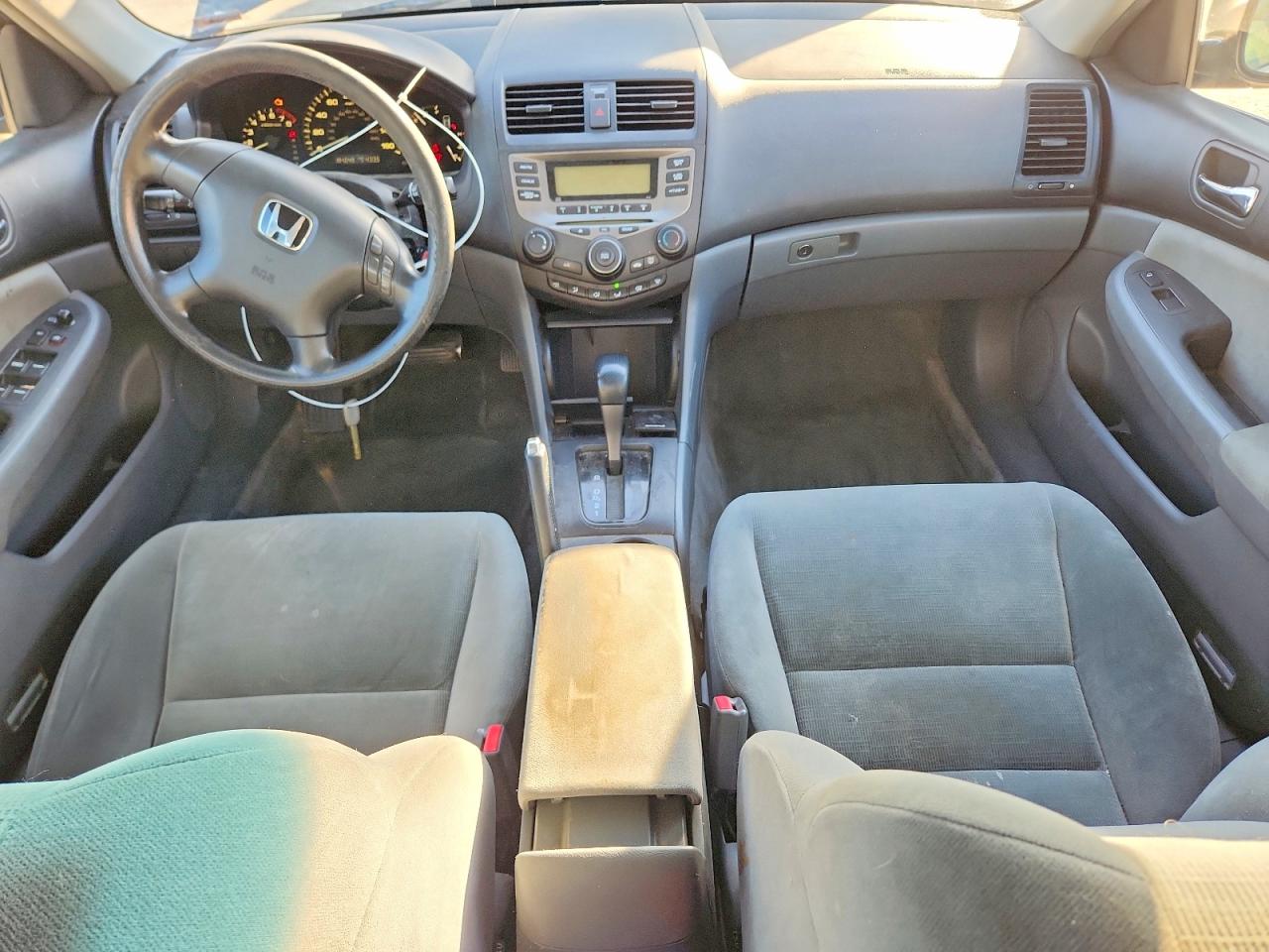 2007 HONDA ACCORD LX photo 8