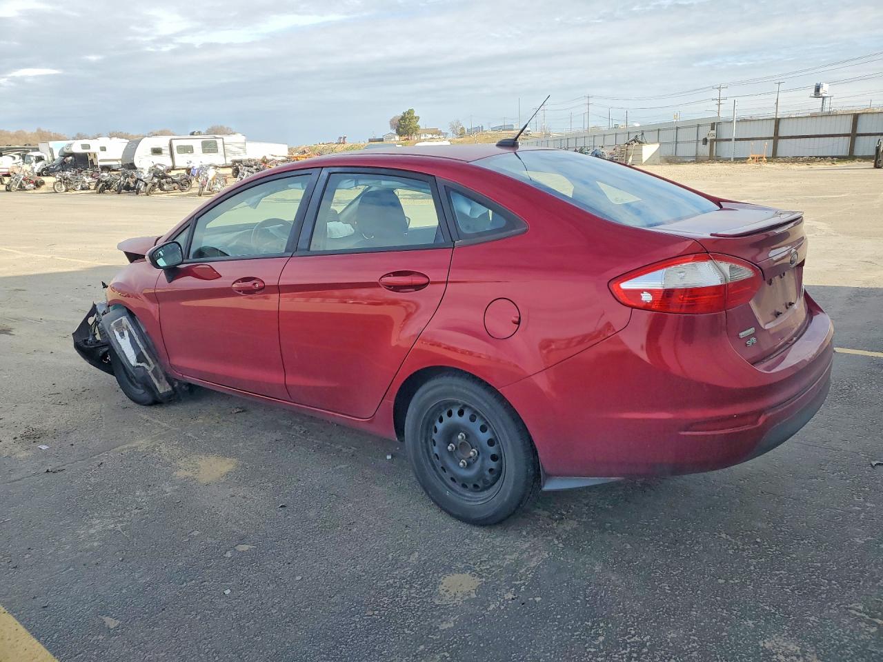 2015 FORD FIESTA photo 2
