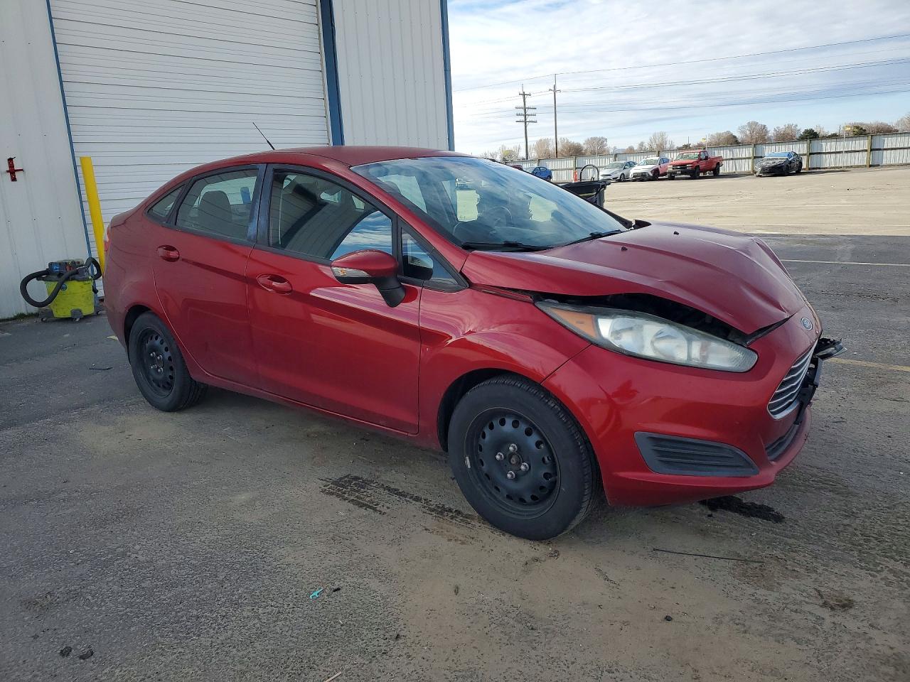 2015 FORD FIESTA photo 4