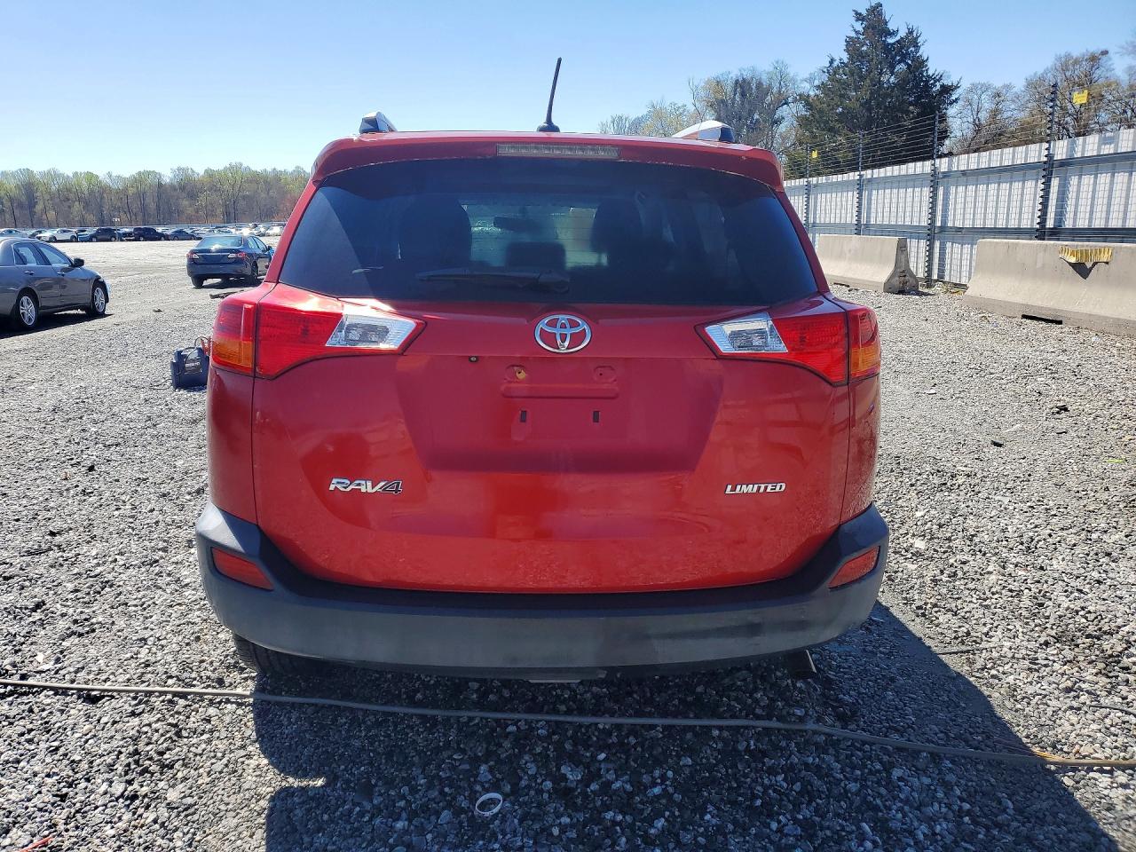 2015 TOYOTA RAV4 LIMITED photo 11