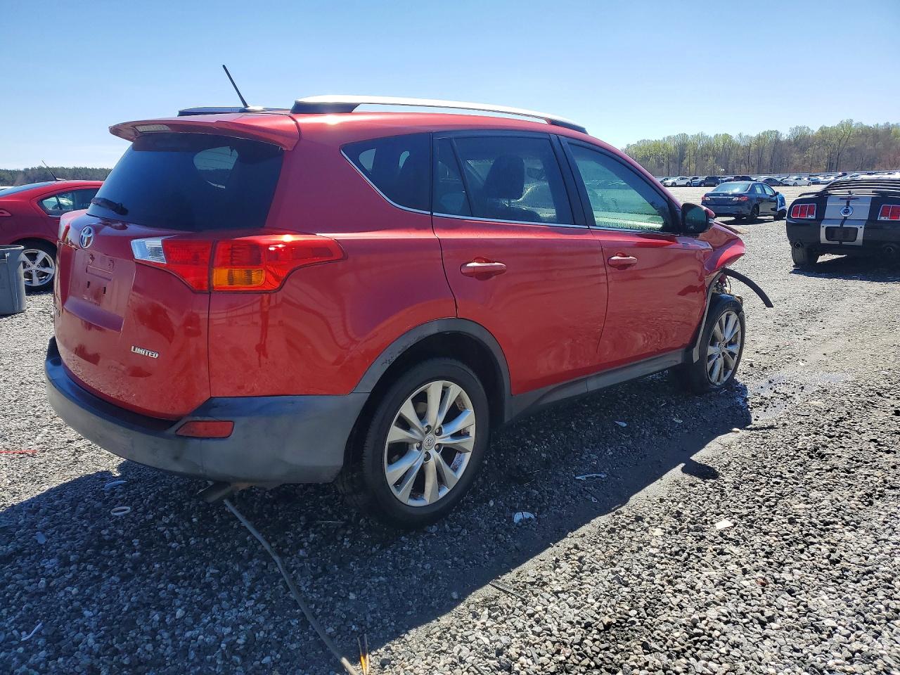 2015 TOYOTA RAV4 LIMITED photo 5