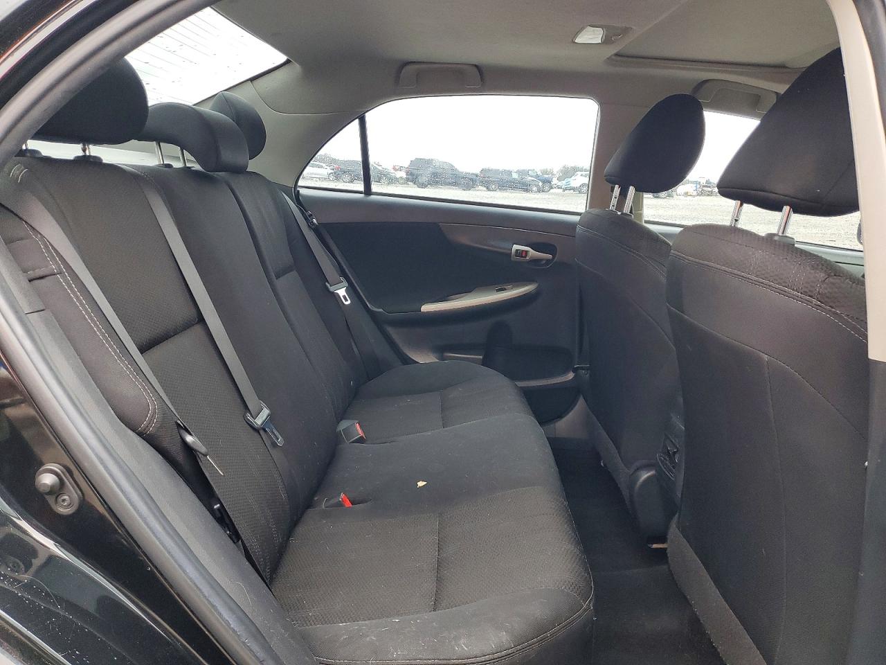 2012 TOYOTA COROLLA S photo 19