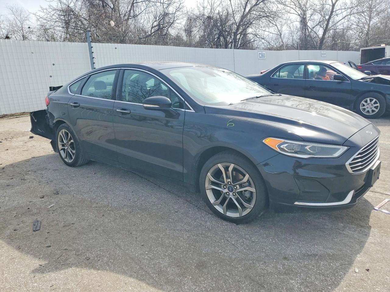 2019 FORD FUSION SEL photo 4