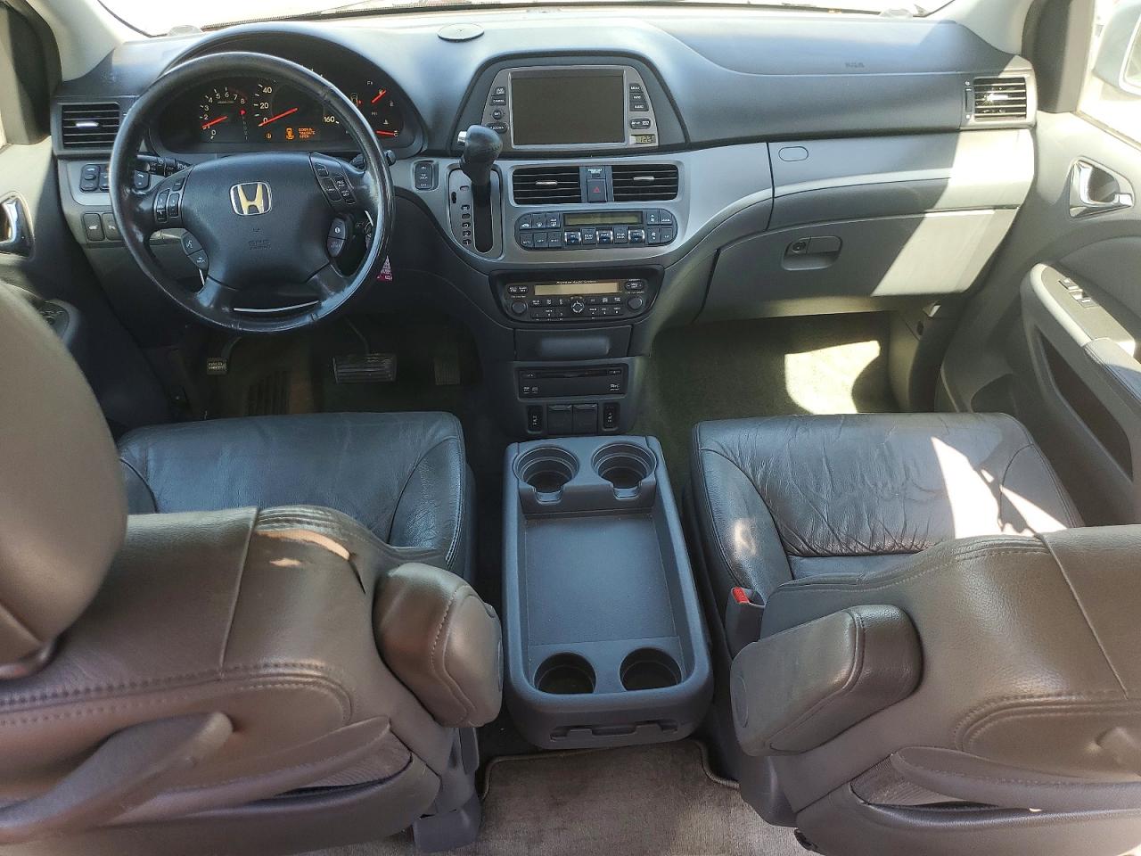 2007 HONDA ODYSSEY TOURING photo 8