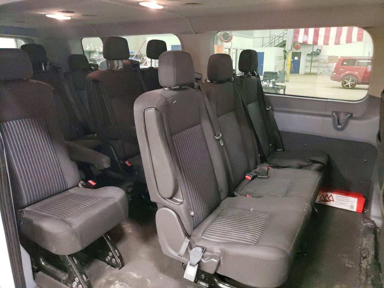 2017 FORD TRANSIT T-350 photo 11