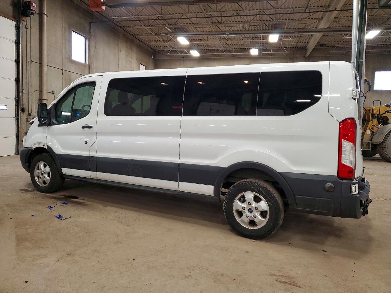 2017 FORD TRANSIT T-350 photo 2
