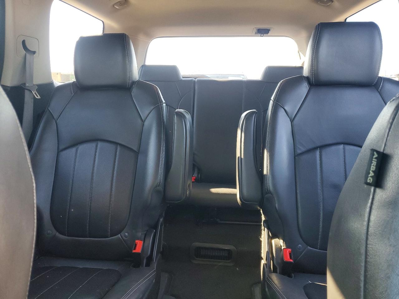 2015 GMC ACADIA DENALI photo 28