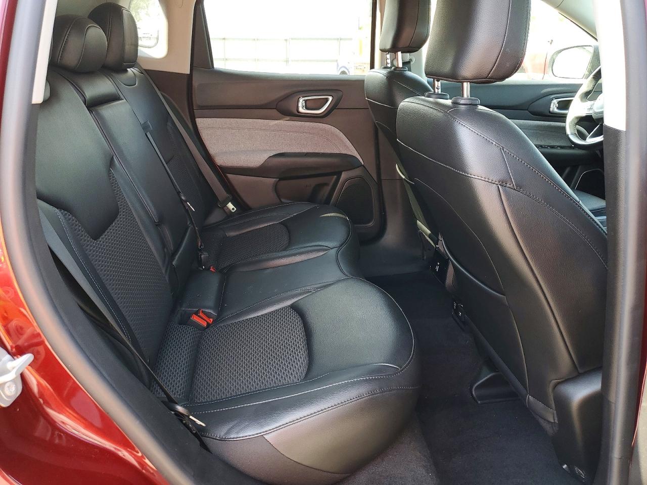 2022 JEEP COMPASS LATITUDE photo 31