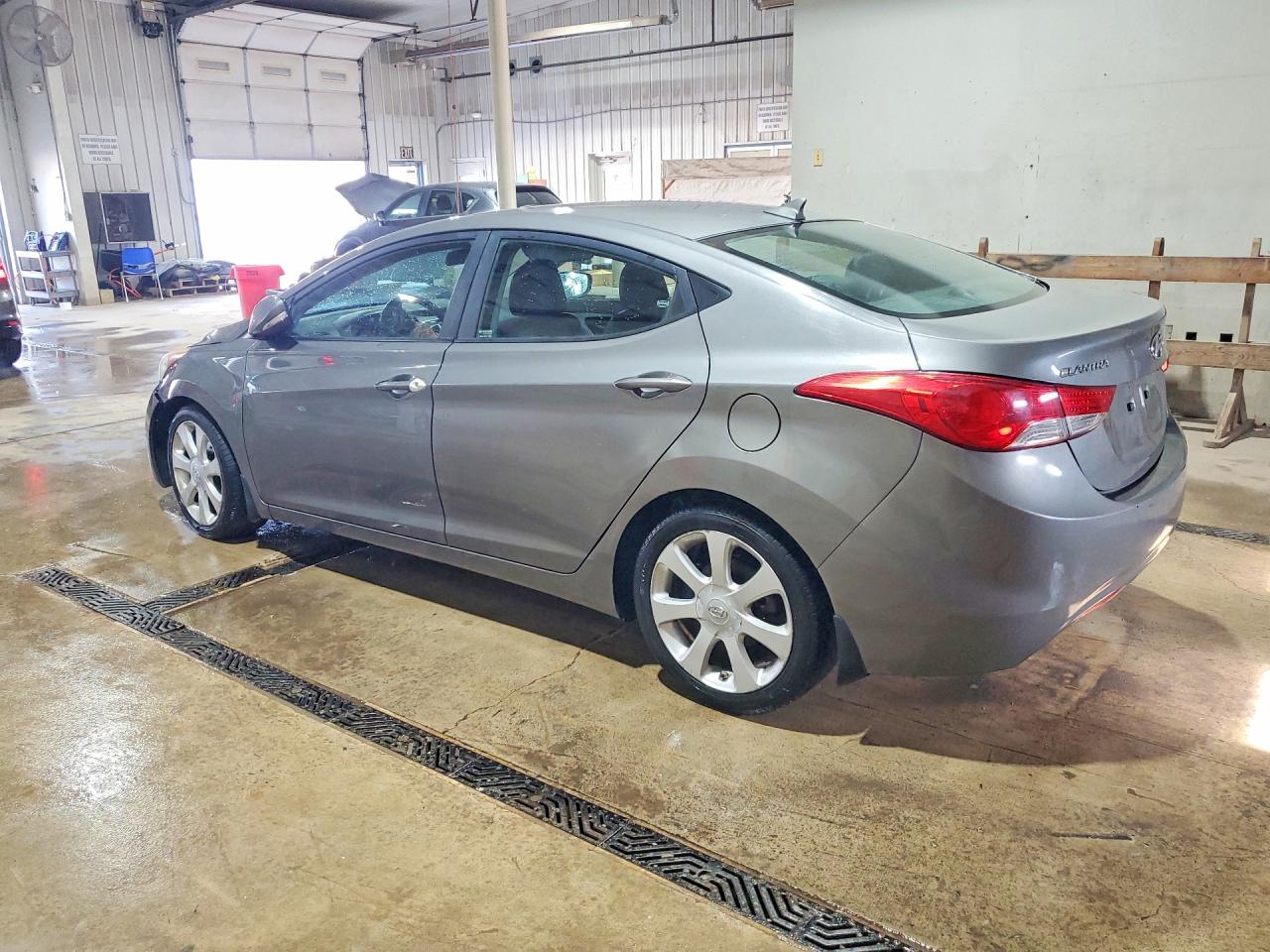 2013 HYUNDAI ELANTRA LIMITED photo 2
