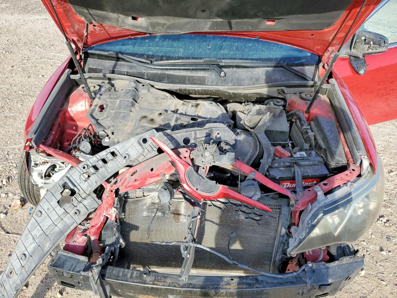 2014 TOYOTA CAMRY SE photo 11