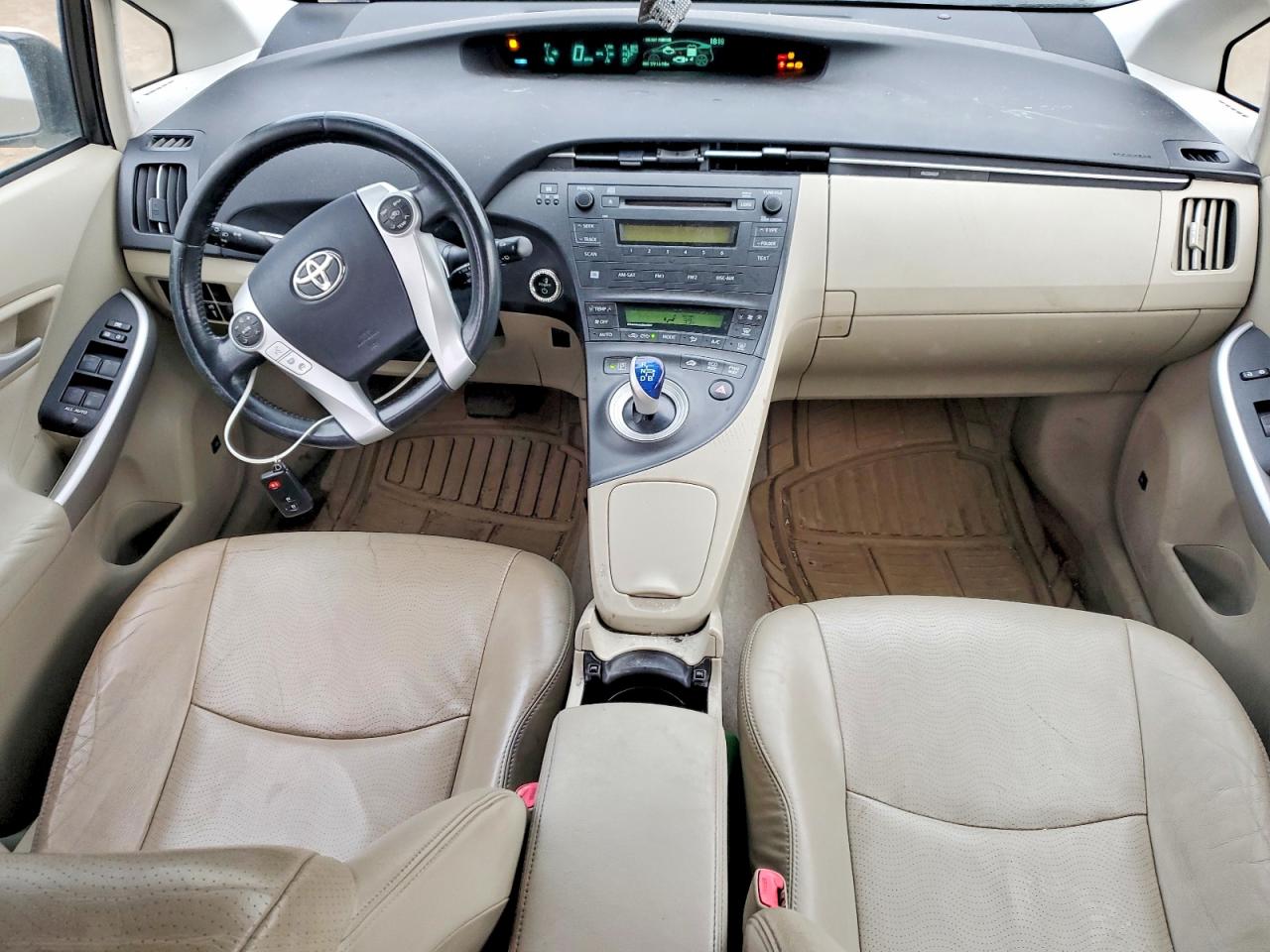 2010 TOYOTA PRIUS IV photo 8