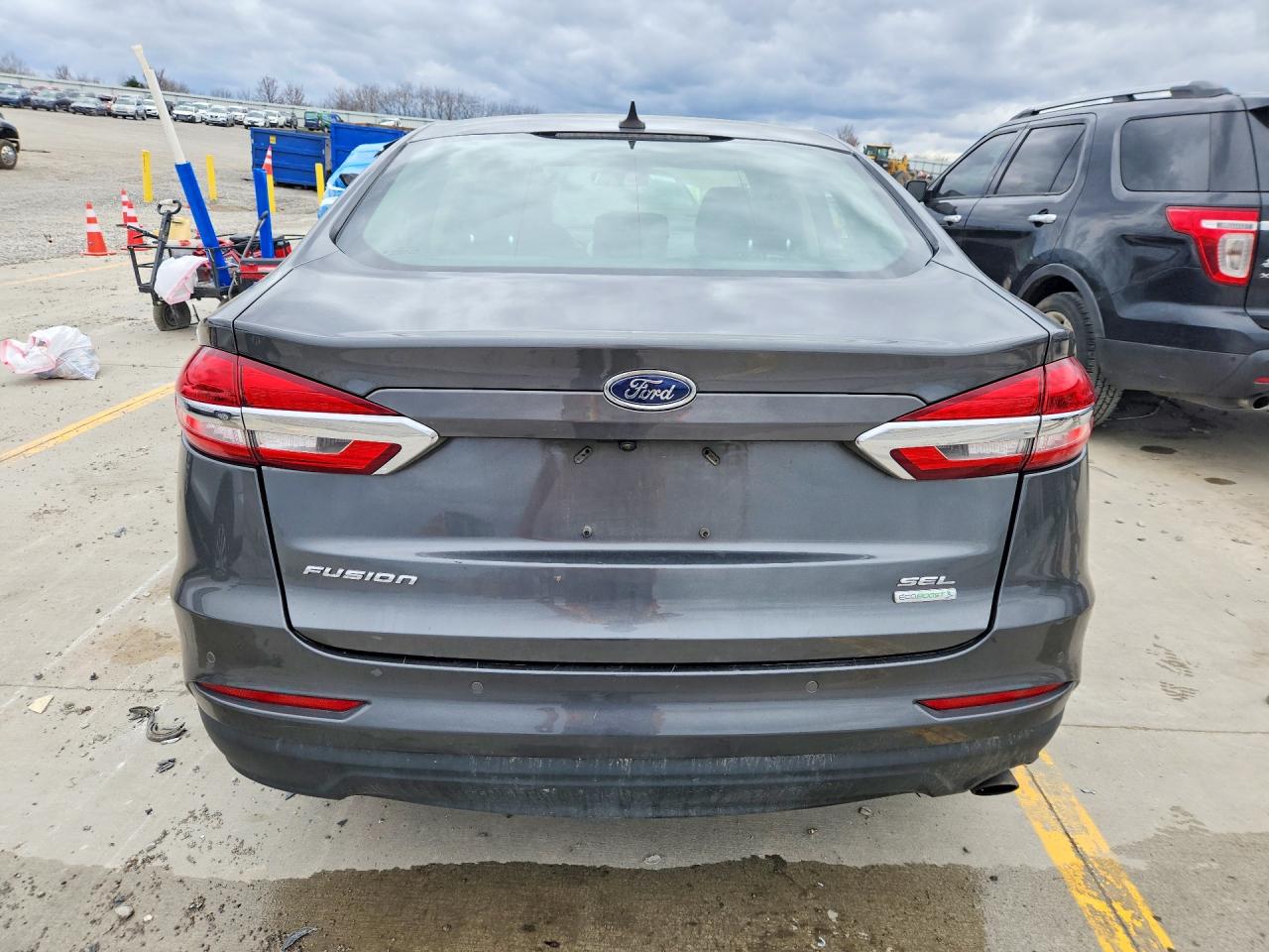 2019 FORD FUSION SEL photo 11