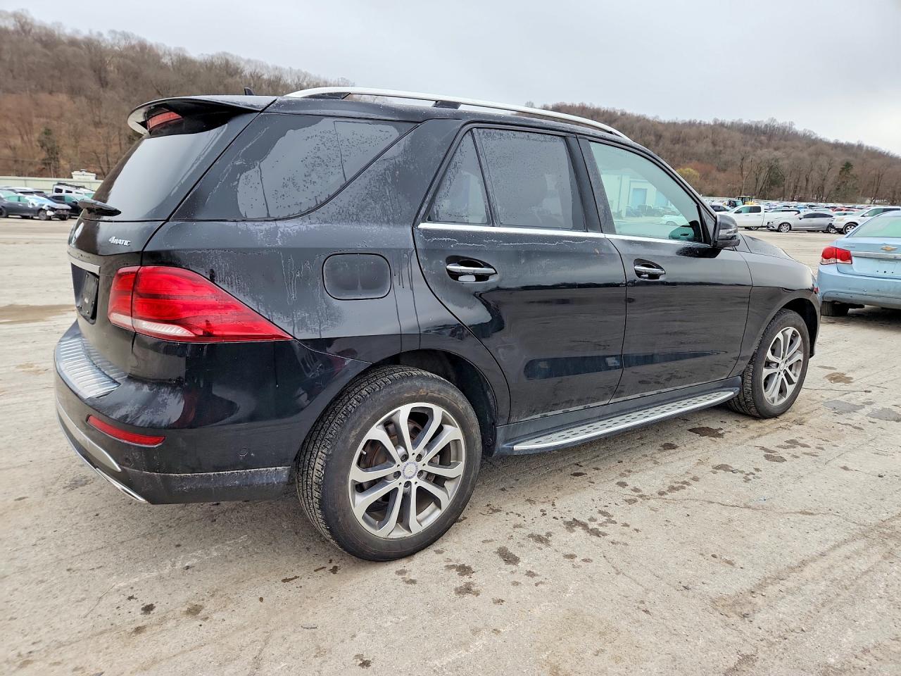2017 MERCEDES-BENZ GLE 350 4MATIC photo 3