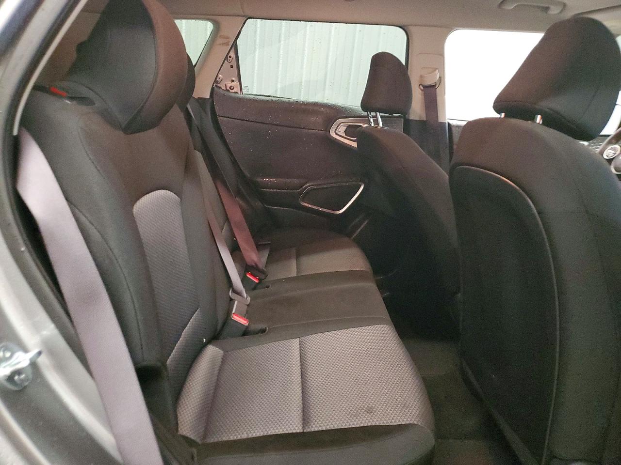 2025 KIA SOUL LX photo 21