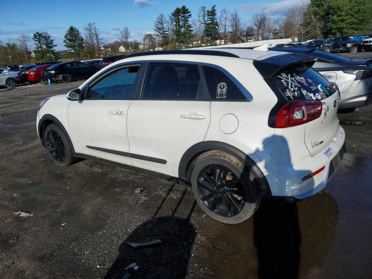 2019 KIA NIRO S TOURING photo 4