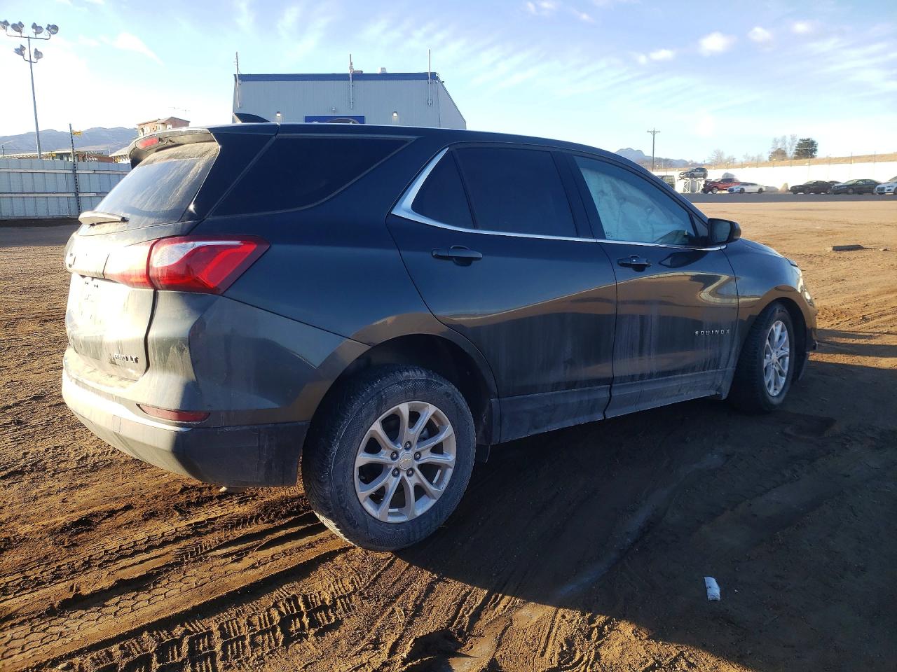 2020 CHEVROLET EQUINOX LT photo 3