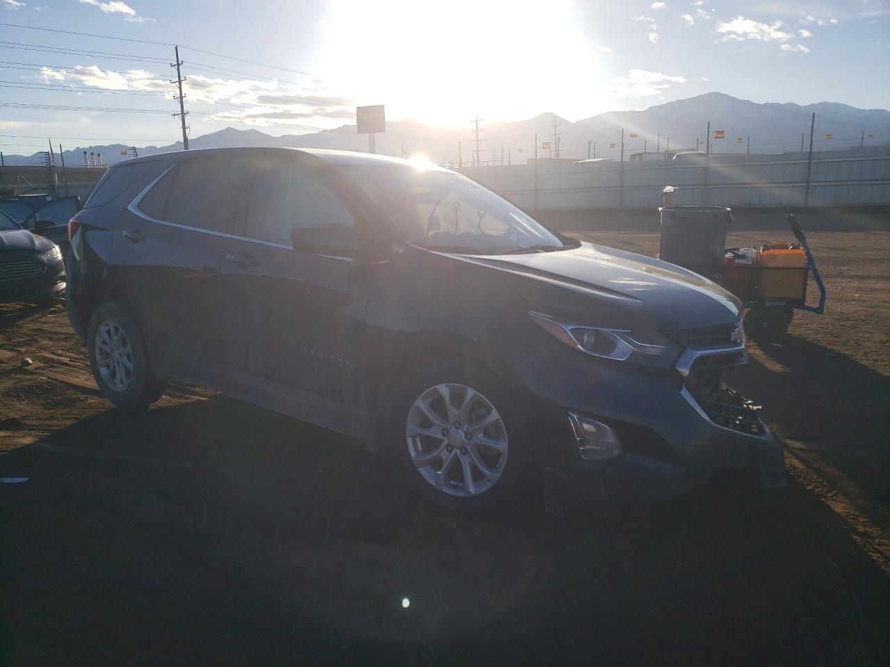 2020 CHEVROLET EQUINOX LT photo 4