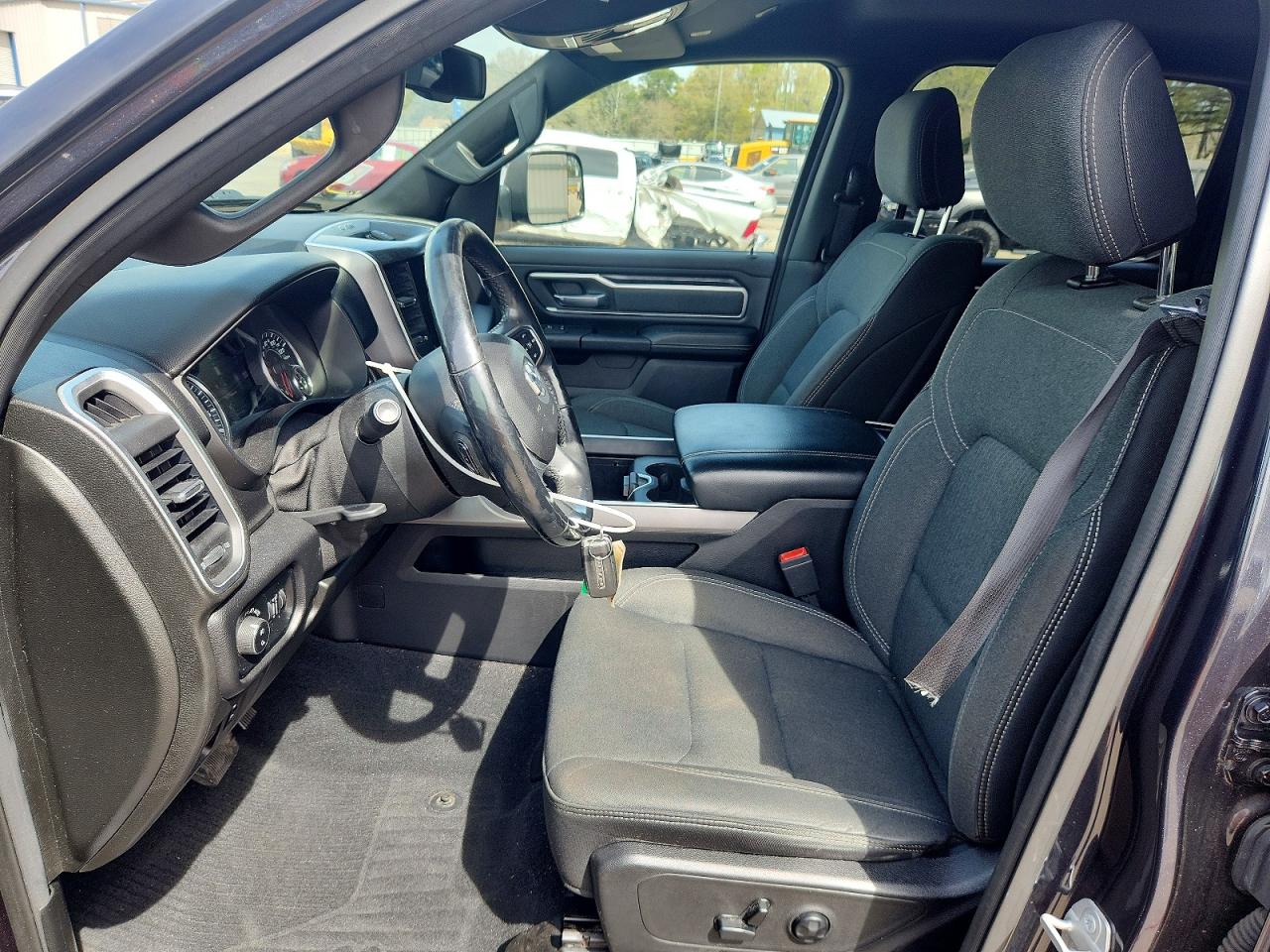 2019 RAM 1500 BIG HORN photo 7