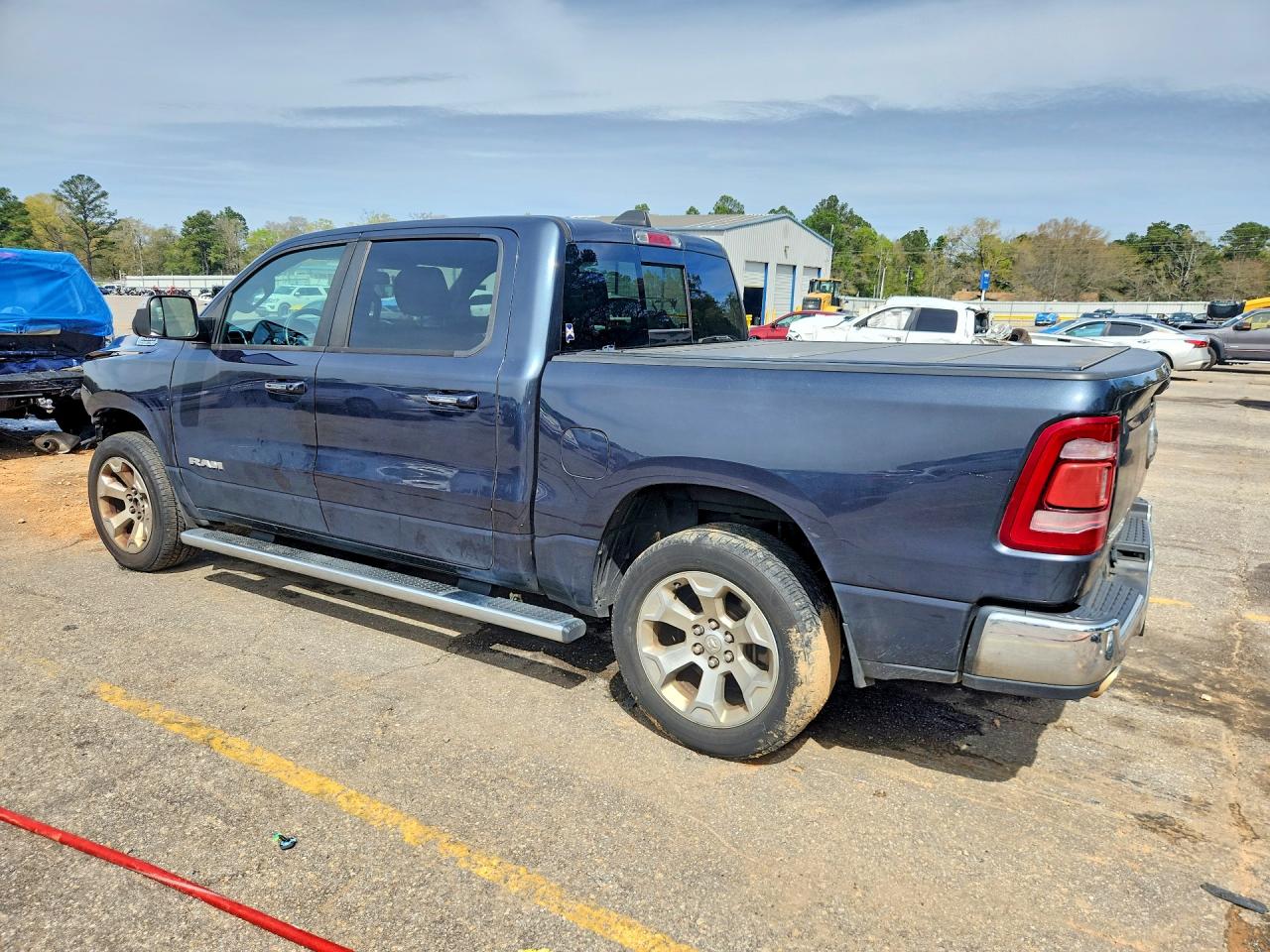 2019 RAM 1500 BIG HORN photo 2