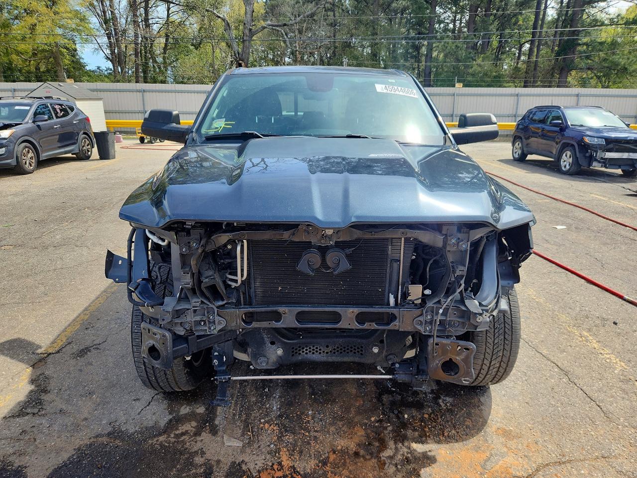 2019 RAM 1500 BIG HORN photo 5