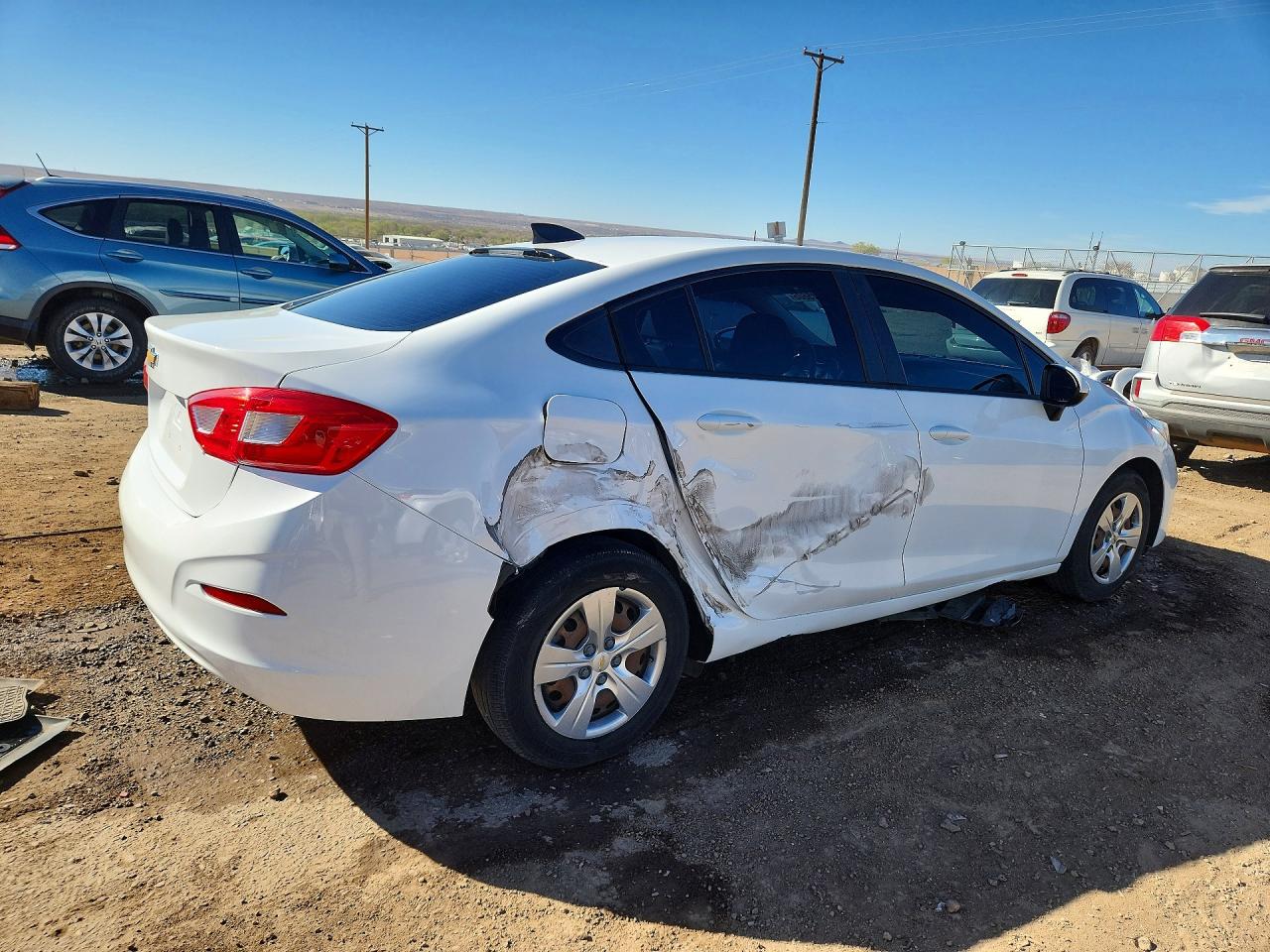 2017 CHEVROLET CRUZE LS photo 5