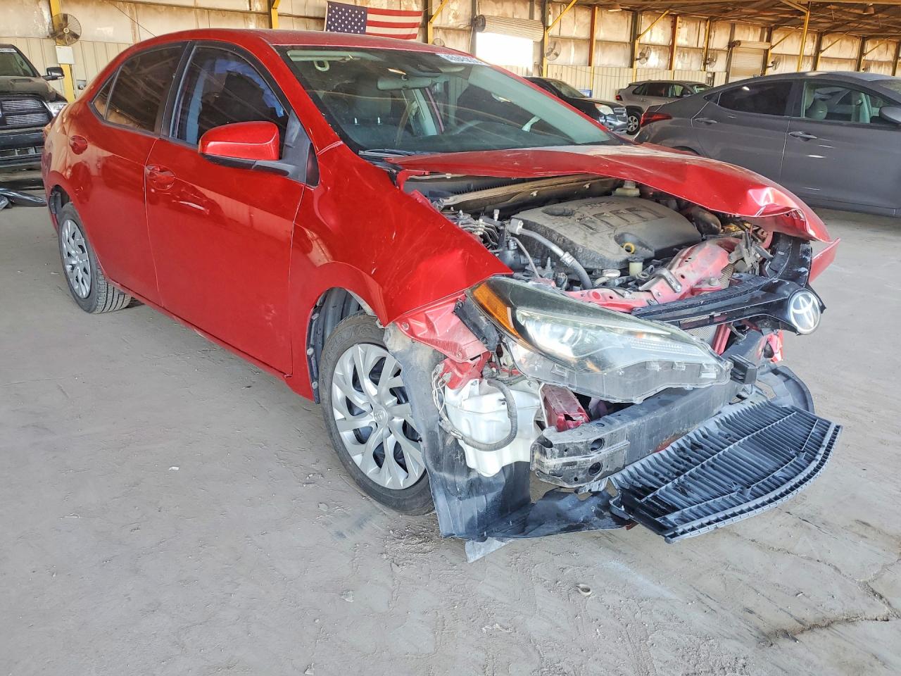 2018 TOYOTA COROLLA LE photo 4