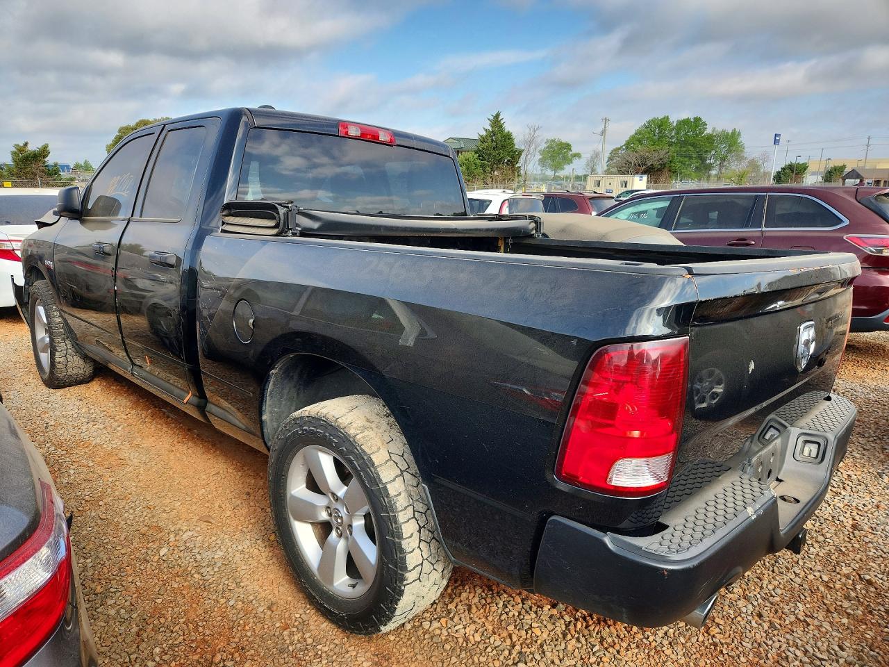 2013 RAM 1500 ST photo 3