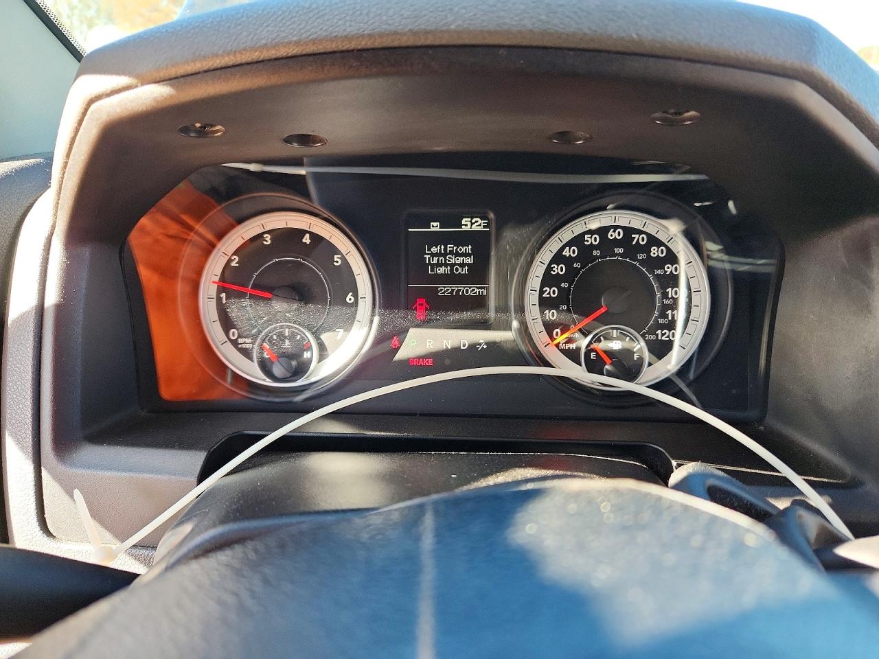 2013 RAM 1500 ST photo 17