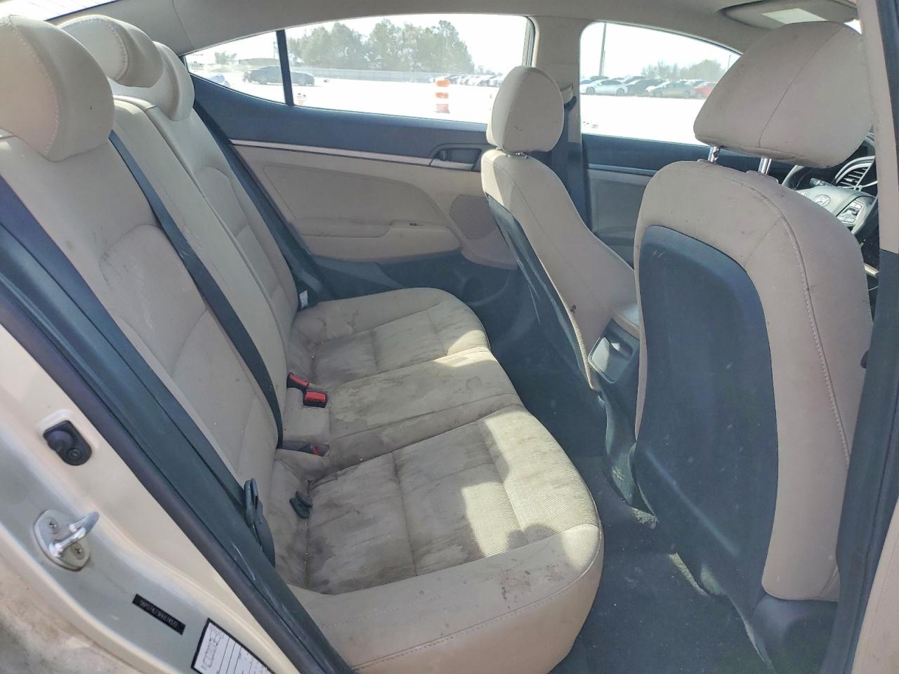 2017 HYUNDAI ELANTRA SE photo 28