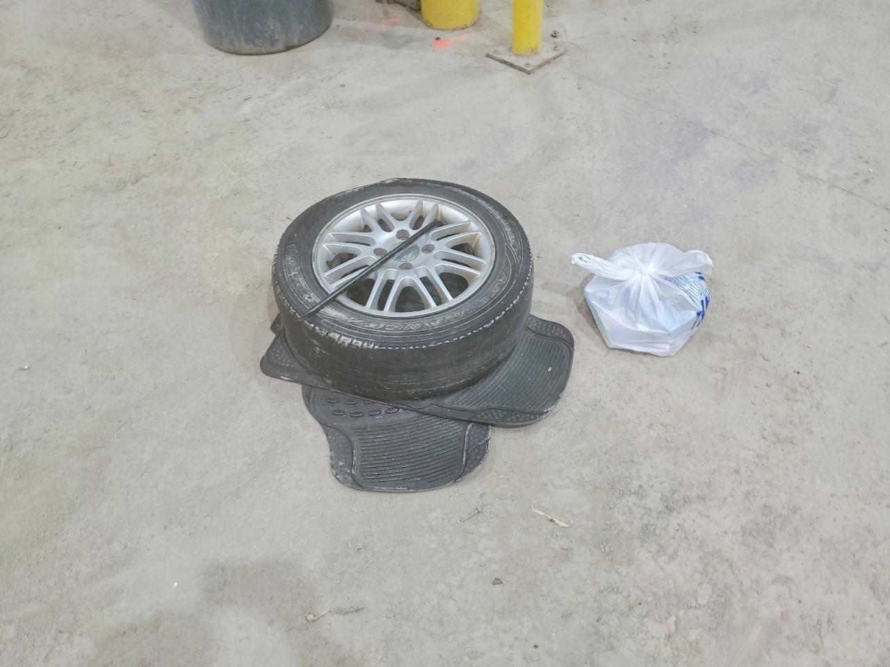 2008 FORD FOCUS SE photo 23