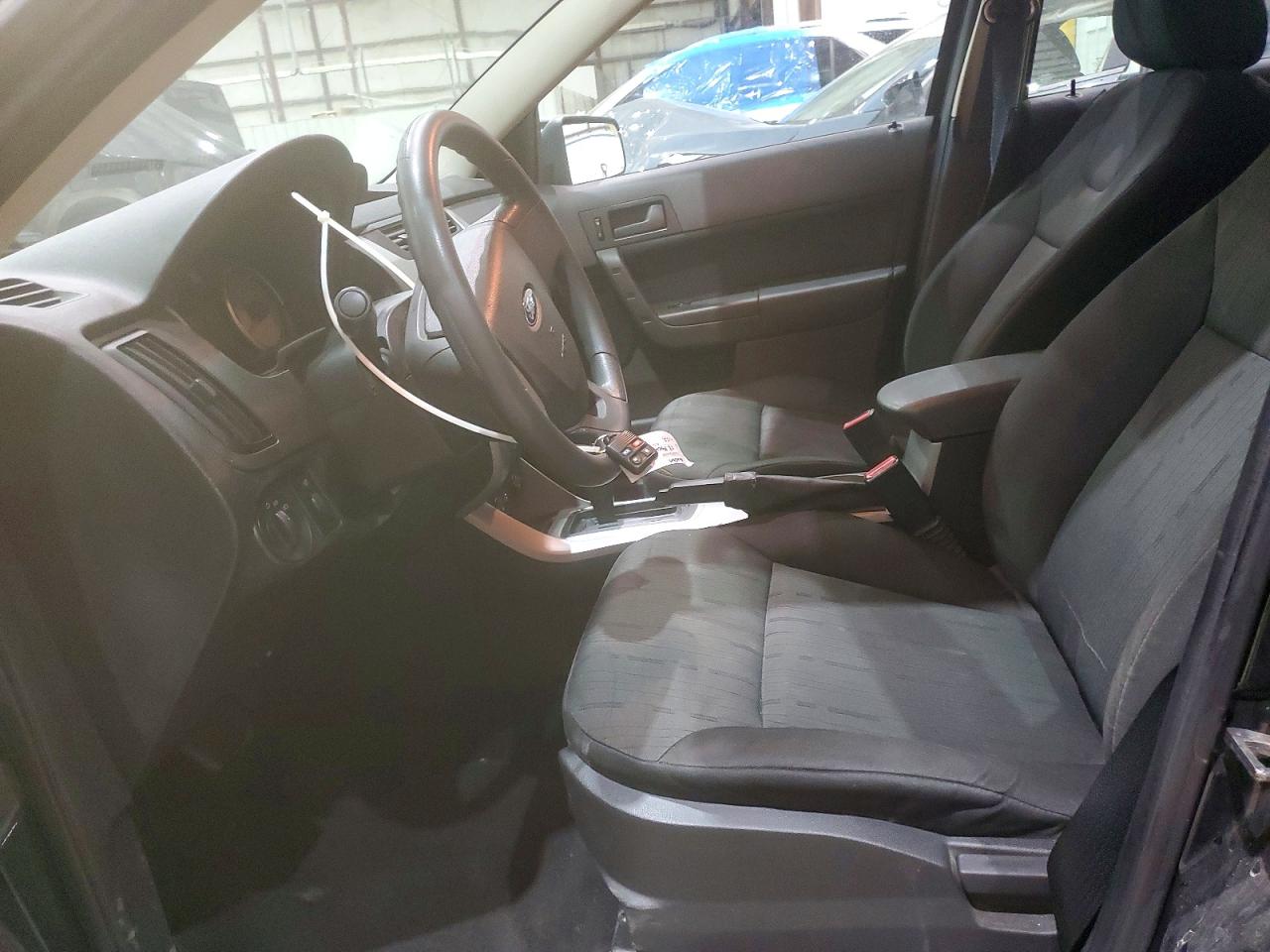 2008 FORD FOCUS SE photo 13