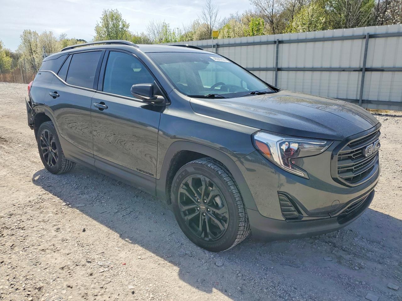 2020 GMC TERRAIN SLE photo 4